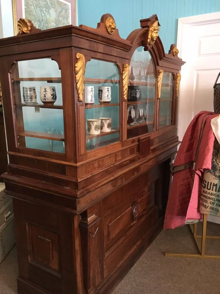 Gallery — Robin's Nest Antiques, LLC